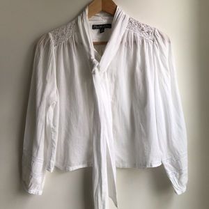 Elizabeth and James White Button Up Tie Blouse S